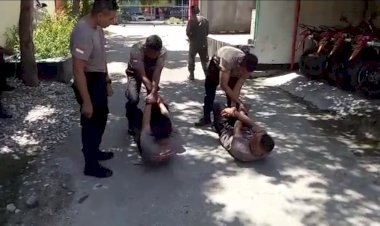 Tingkatkan-Kemampuan,-Anggota-Wanteror-Detasemen-Gegana-Brimob-Polda-NTT-Gelar-Latihan