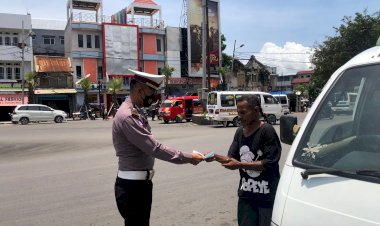 Operasi-Keselamatan-Turangga,-Ditlantas-Polda-NTT-Beri-Teguran-Humanis-kepada-Pelanggar