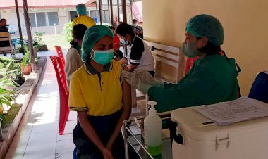 RSB-Titus-Uly-Kupang-Terus-Layani-Vaksinasi-Bagi-Masyarakat-Kota-Kupang