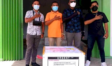 Polda-NTT-Amankan-Pendistribusian-Satu-Koli-Vaksin-Covid-19-Bagi-Kabupaten-Sumba-Timur
