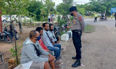 Patroli-Dialogis-di-Kota-Kupang,-Satgas-III-Kepatuhan-Prokes-Ops-Aman-Nusa-Turangga-Beri-Imbauan-Prokes