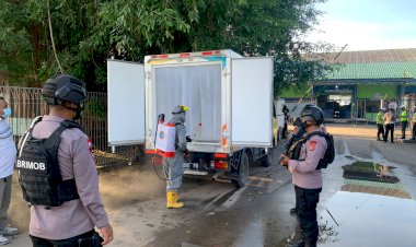 Dukung-Percepatan-Vaksinasi-di-NTT,-Personel-OAN-Turangga-2022-Kawal-Ketat-Pendistribusian-2000-Vial-Pfiser