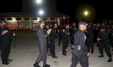 Lepas-105-Personel-Brimobda-NTT-BKO-Polda-Metro-Jaya,-Kapolda-Pesan-Laksanakan-Tugas-Dengan-Baik,-Aman-dan-Sukses