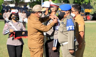 Kesiapan-Pengamanan-Idul-Fitri-1443-H,-Wakil-Gubernur-NTT-Pimpin-Apel-Gelar-Pasukan-Ops-Ketupat-Turangga-2022