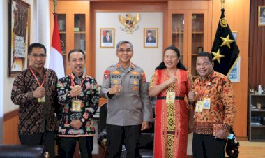 Perkuat-Sinergi-Ciptakan-Pemilu-2024-Aman-dan-Damai,-Kapolda-NTT-Terima-Kunjungan-Ketua-Bawaslu-Provinsi-NTT