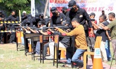 Dekatkan-Hubungan-Emosional-Antara-Polri-dan-Insan-Pers,-Polda-NTT-Gelar-Lomba-Menembak-Meriahkan-Hari-Bhayangkara-ke-76