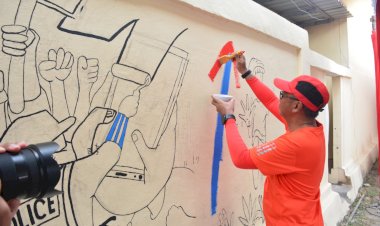 Meriahkan-Hari-Bhayangkara-ke-76,-Polda-NTT-Gelar-Lomba-Mural