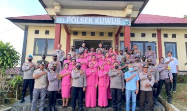 Kapolres-Mabar-Bersama-Ketua-Bhayangkari-Cabang,-Kunker-ke-Polsek-Macang-Pacar-dan-Kuwus