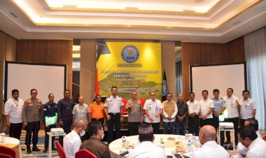 Kapolda-NTT-Hadiri-Rakor-dan-Sinkronisasi-dengan-Stakeholder-Provinsi-NTT-dalam-Upaya-P4GN