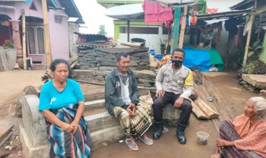 Sambangi-Warga-Binaan,-Bhabinkamtibmas-Polsek-Wolowaru-Menyampaikan-Himbauan-Kamtibmas