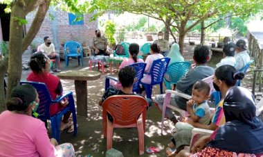 Sosialisasi-Harkamtibmas-Kanit-SPKT-Dan-Kanit-Binmas-Minta-Warga-Terus-Dukung-Percepatan-Vaksinasi-Dan-Jaga-Kamtibmas.