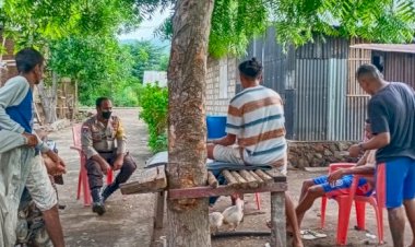 Ops-Aman-Nusa-II,-Tingkatkan-Disiplin-Protkes-Bhabinkamtibmas-Lakukan-Patroli-Dialogis