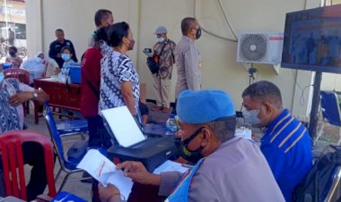 Upaya-Penanggulangan-Covid-19-Polres-Lembata-Buka-Gerai-Vaksinasi-Presisi,-Sukseskan-Vaksinasi-Sejuta-Booster