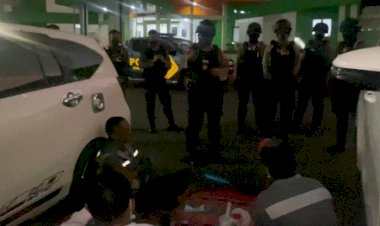Sat-Samapta-Polres-Ende-Tingkatkan-Kegiatan-Patroli-dan-Imbaua-Prokes-Kepada-Masyarakat-Yang-Beraktivitas-di-Malam-Hari