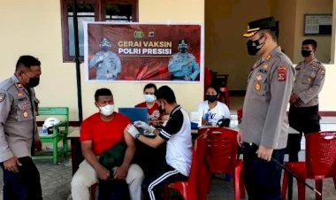 Sasar-Tempat-Strategis,-Polres-Kembali-Gelar-Vaksinasi-di-Pelabuhan