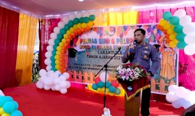 Kapolres-Flotim-Hadiri-Pelepasan-Murid-TK-Kemala-Bhayangkari-TA.2021/2022