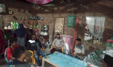 Patroli-Dialogis,-Kanit-SPKT-Polsek-Omesuri-Minta-Dukungan-Perangkat-Desa-Untuk-Jaga-Kamtibmas