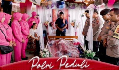 Kapolres-TTU-Beri-Santunan-Untuk-Keluarga-Korban-Bencana-Banjir