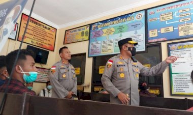 Kapolres-TTU-Lakukan-Sidak-di-Bagian-Pelayanan-SKCK