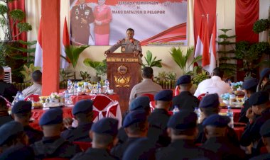 Kunjungi-Batalyon-B-Pelopor-Maumere,-Kapolda-NTT-:-Brimob-Harus-Selalu-Trampil-dan-Disiplin