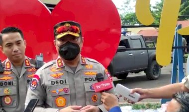 Kapolri-Dijadwalkan-ke-Lokasi-Gempa,-Distribusikan-3.000-Sembako