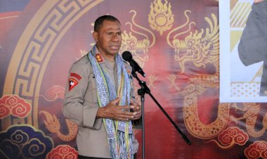 Silaturahmi-Dengan-Warga-Kelapa-Lima,-Kapolda-NTT-Minta-Peran-Serta-Dalam-Menjaga-Kamtibmas-Yang-Kondusif