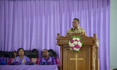 Pesan-Kapolda-NTT-Kepada-Jemaat-GMIT-Pola-Tribuana-:-Andalkan-Tuhan-Dalam-Hidup-Kita