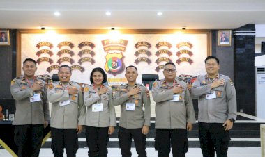 Tanda-Tangan-Pakta-Integritas,-Enam-Orang-Pamen-Polda-NTT-Siap-Ikut-Seleksi-Sespimmen-Polri-Dikreg-ke-63