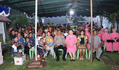 Penderita-Stunting-di-Amarasi-dapat-Bantuan-dari-Kapolda-NTT-dan-Ketua-Bhayangkari-Daerah