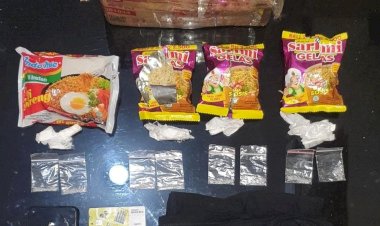 Terima-Paket-Berisikan-Narkoba-jenis-Sabu,-Pria-di-Kota-Kupang-diamankan-Anggota-Ditresnarkoba-Polda-NTT