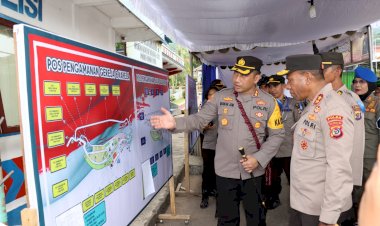 Pastikan-Berjalan-Aman,-Kapolda-NTT-Cek-Langsung-Pos-Pengamanan-Samana-Santa-2023-di-Larantuka