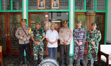 Kapolda-NTT-Bersama-Dandrem-161/Wira-Sakti-Lakukan-Silaturahmi-dengan-Uskup-Larantuka