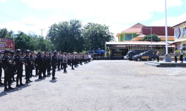 Amankan-Perayaan-Idul-Fitri-1444-H,-165-Personel-Polda-NTT-di-BKO-Ke-Polresta-Kupang-Kota