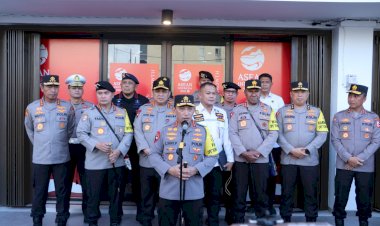Pastikan-Pengamanan-KTT-Asean-ke-42-Berjalan-Baik,-Kapolri-Cek-Langsung-91-Command-Center-Polri