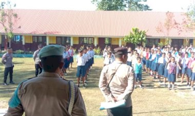 Sampaikan-Imbauan-Terkait-Kenakalan-Remaja,-Tim-Ops-Bina-Kusuma-Turangga-2023-Sambangi-Siswa-SMP