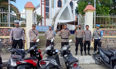 Polres-Sumba-Barat-Melaksanakan-Pengamanan-Ibadah-Paskah-Di-Setiap-Gereja