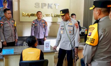 Tinjau-Unit-Pelayanan-Publik-Polres-TTU,-Kapolda-NTT-:--Terus-Berikan-Pelayanan-Yang-Terbaik-Bagi-Masyarakat