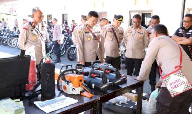 Memastikan-Kesiapan-Alat-dan-Perlengkapan-Polri,-Biro-Logistik-Polda-NTT-Gelar-Supervisi-di-Polres-Ngada