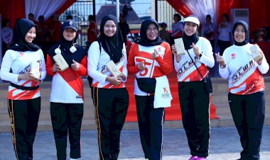 Wujudkan-Sinergitas,-Olahraga-Bersama-Digelar-dalam-Rangka-Hari-Jadi-ke-75-Polwan