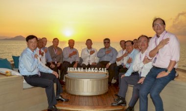 Nikmati-Sunset-Labuan-Bajo-Bareng-Delegasi-AMMTC,-Kapolri:-Kita-Serap-Energi-Positif-Majukan-ASEAN