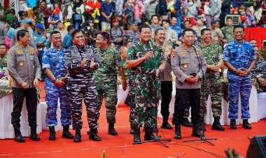 Bakti-Kesehatan-dan-Sosial-Altar-89,-Kapolri:-Bukti-Sinergisitas-TNI-Polri-Hadir-di-Tengah-Masyarakat