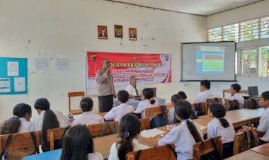 Upaya-Ditbinmas-Polda-NTT-Bangun-Kesadaran-Anti-Intoleransi-dan-Anti-Radikalisme-di-SMP-Negeri-7-Kupang