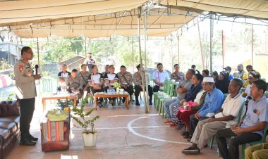 Jumat-Curhat-Bersama-Kapolda-NTT,-Masyarakat-Keluhkan-Aktivitas-Bar-yang-Meresahkan