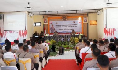 Kepada-Personel-Polres-Rote-Ndao,-Kapolda-NTT-:-