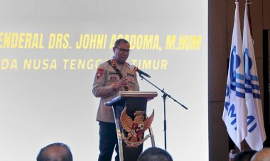 Pengukuhan-Kawan-PMI,-Kapolda-NTT-:-Komitmen-Tinggi-dan-Strategi-Dibutuhkan-dalam-Memerangi-TPPO