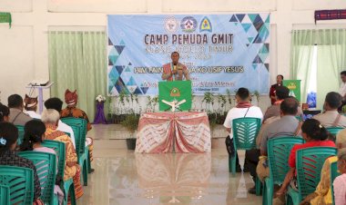 Kunjungan-Kapolda-NTT-dalam-Penutupan-Camp-Pemuda-Klasis-Mollo-Timur