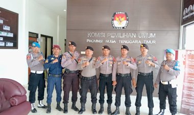Pastikan-Personel-Polda-NTT-Melaksanakan-Tugas-Secara-Profesional,-Satgas-Propam-OMB-Turangga-2023-2024-Lakukan-Pengecekan-di-KPU-dan-Bawaslu