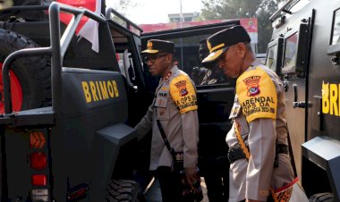 Cek-Kendaraan-OMB-Turangga,-Kapolda-NTT-Tekankan-Pentingnya-Kesiapsiagaan