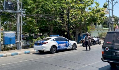 Satgas-Kamseltibcarlantas-Berperan-Kunci-dalam-Jaga-Ketertiban-Lalu-Lintas-Selama-Tahap-Pendaftaran-Pemilu-2023-2024