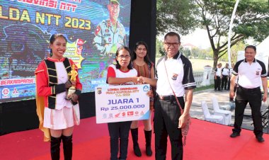 Kelompok-Drumband-SMA-Frater-Don-Bosco-Lewoleba-Raih-Juara-I-Lomba-Drumband-Kapolda-NTT-Cup-2023